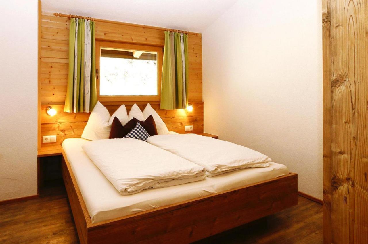 Semi-Detached House, Zell Am Ziller Villa ภายนอก รูปภาพ
