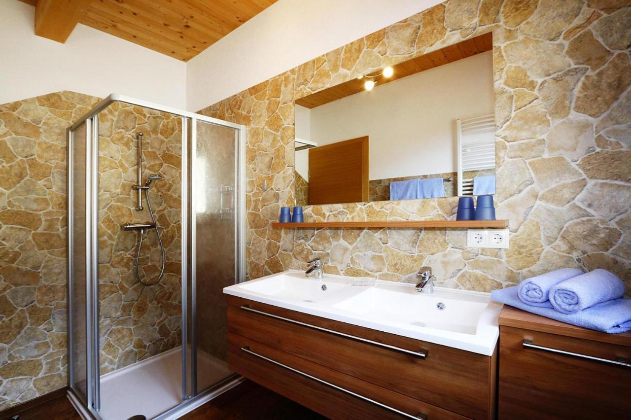 Semi-Detached House, Zell Am Ziller Villa ภายนอก รูปภาพ